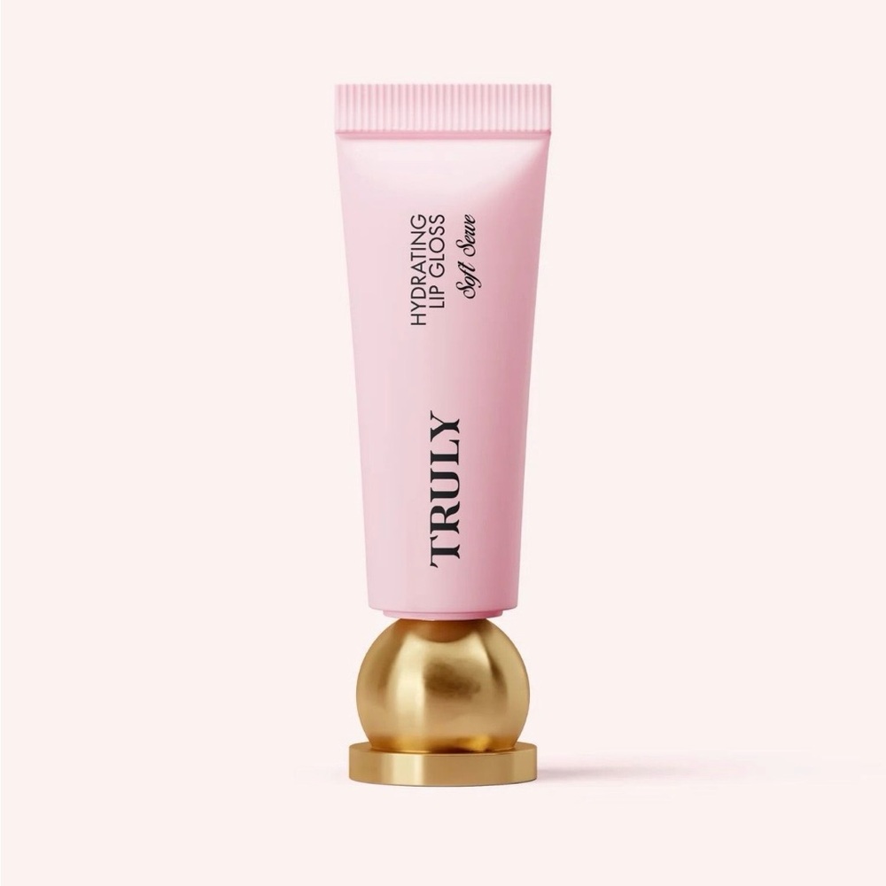 Truly Hydrating Lip Gloss Soft Serve NEW